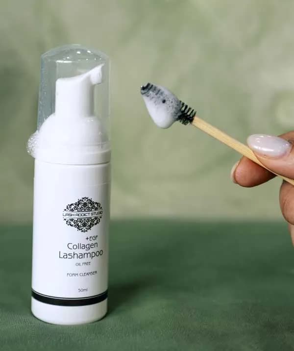 Collagen lash shampoo